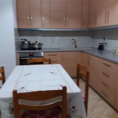 Zeta's * Sarande