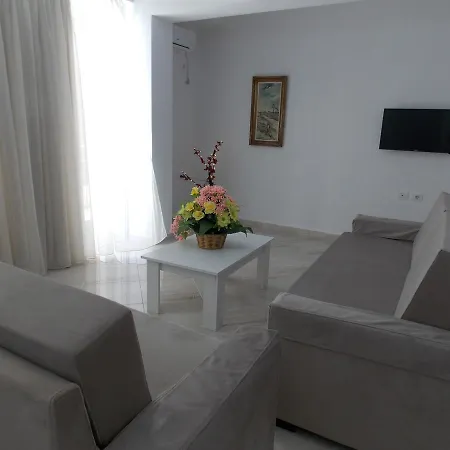 Zeta's * Sarande